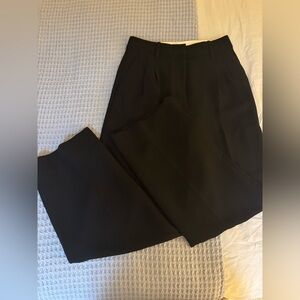 Aritzia Effortless pant - NWOT
